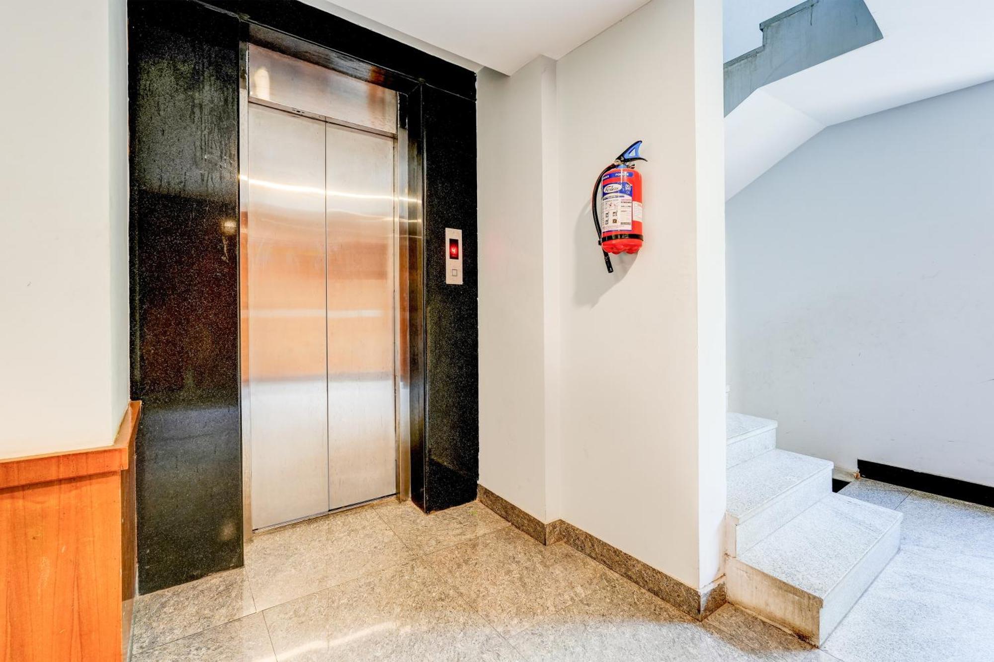 Hotel O V3R Residency บังกาลอร์ ภายนอก รูปภาพ