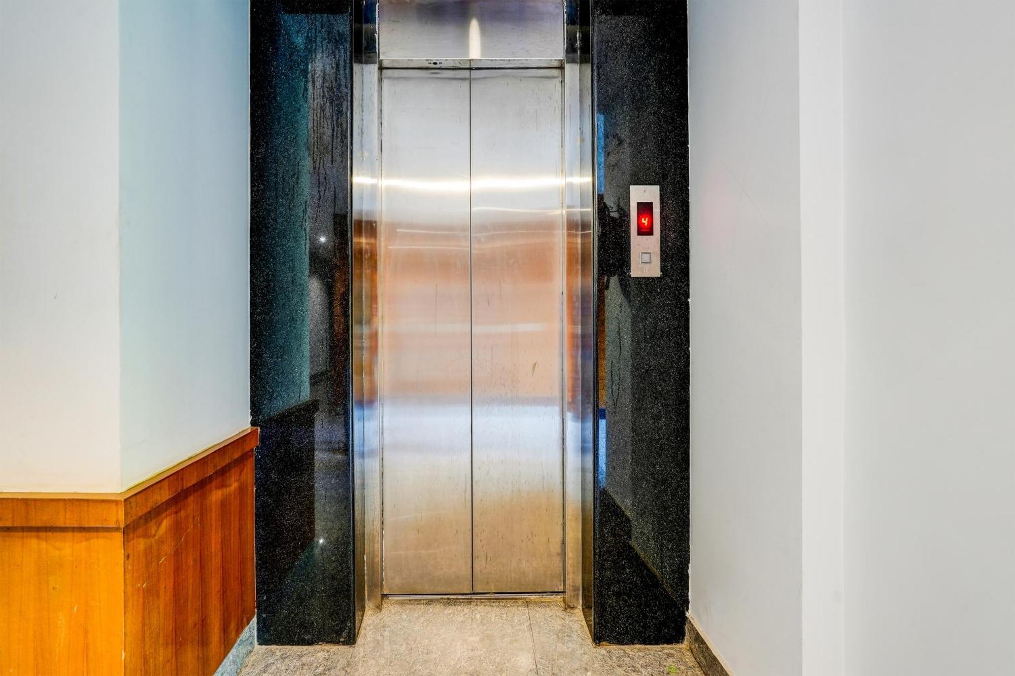 Hotel O V3R Residency บังกาลอร์ ภายนอก รูปภาพ